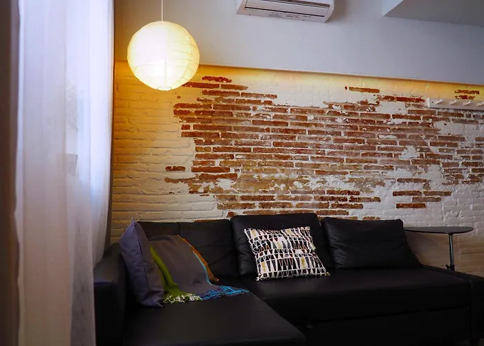 Cozy Apartment In Sants